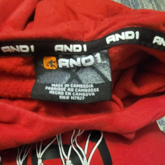 And1 Hoodie Size Kids 10/12 - Picture 2 of 4